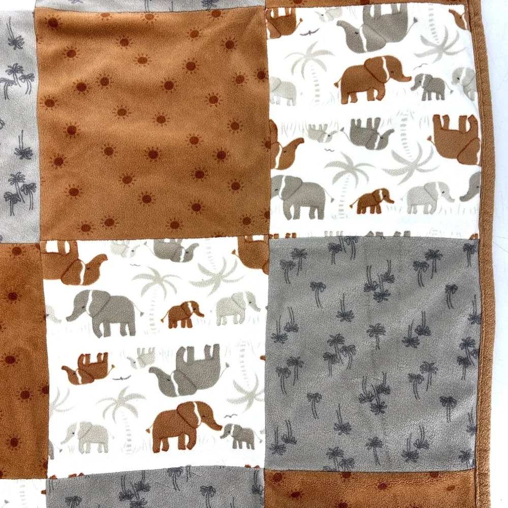 Modern Moments by Gerber Patchwork Baby Blanket Sherpa Brown Gray Elephant 30x40